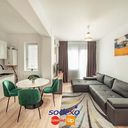 Cozy Apartments At Q Residence - Palas Mall Iasi Buitenkant foto