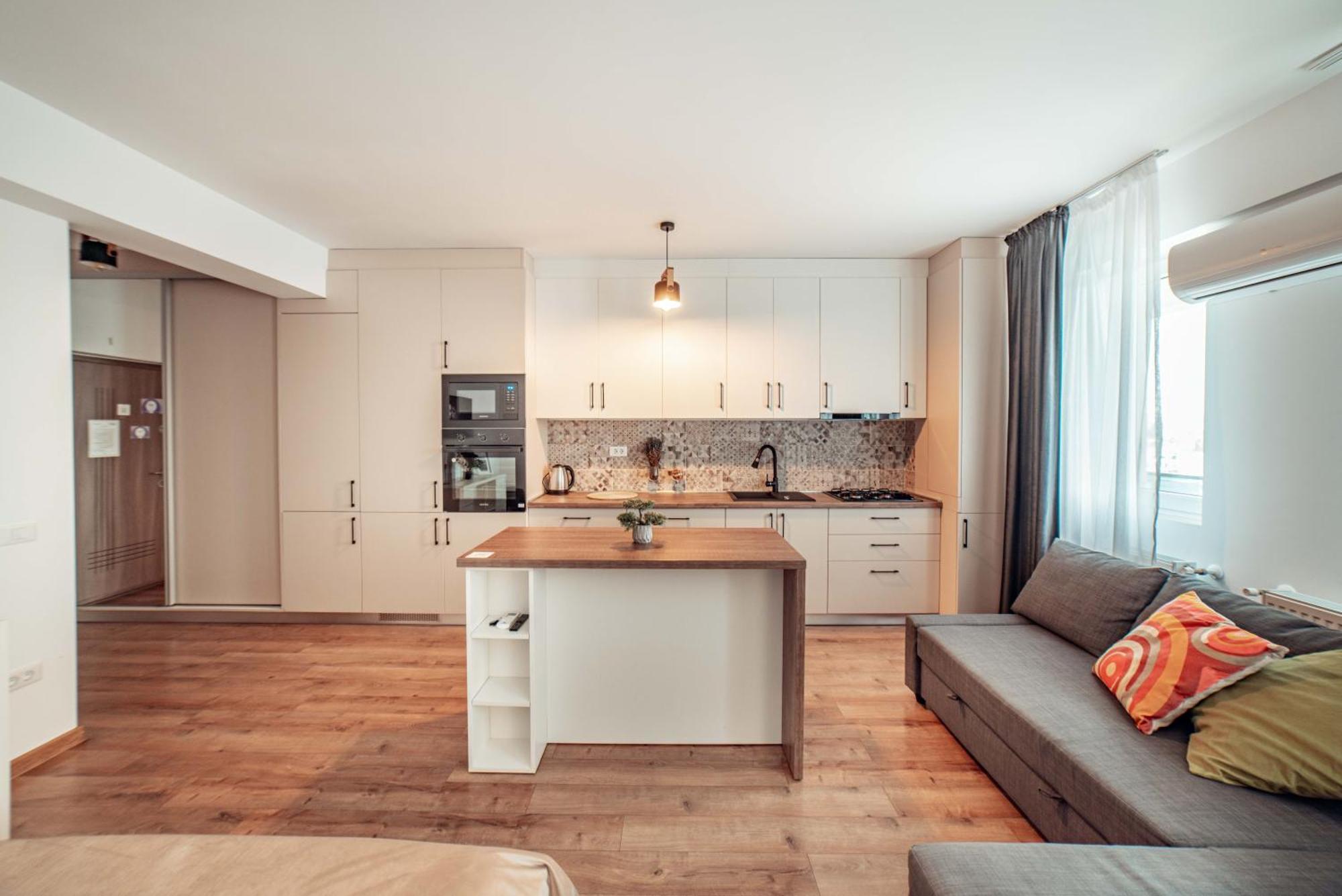 Cozy Apartments At Q Residence - Palas Mall Iasi Buitenkant foto