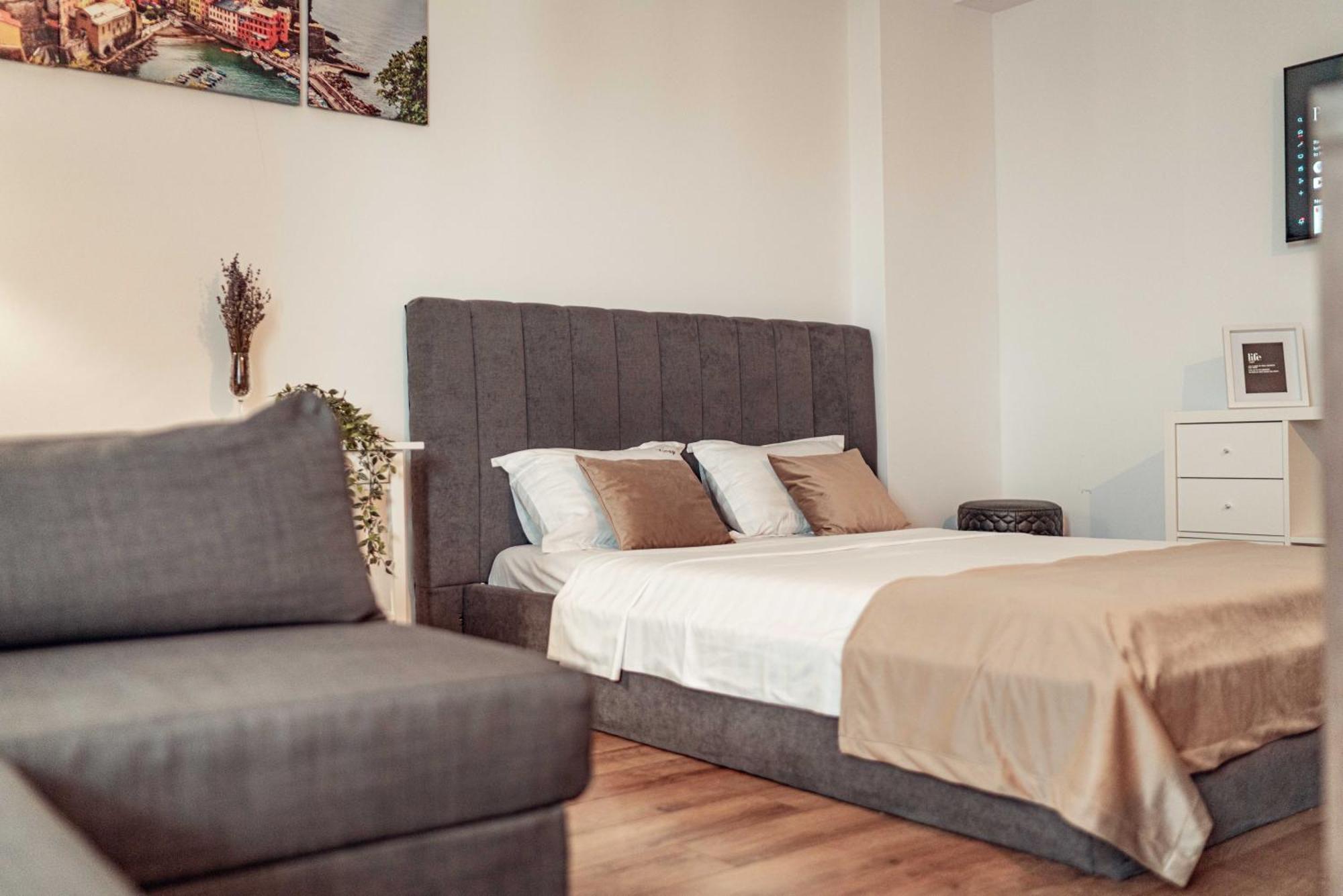 Cozy Apartments At Q Residence - Palas Mall Iasi Buitenkant foto