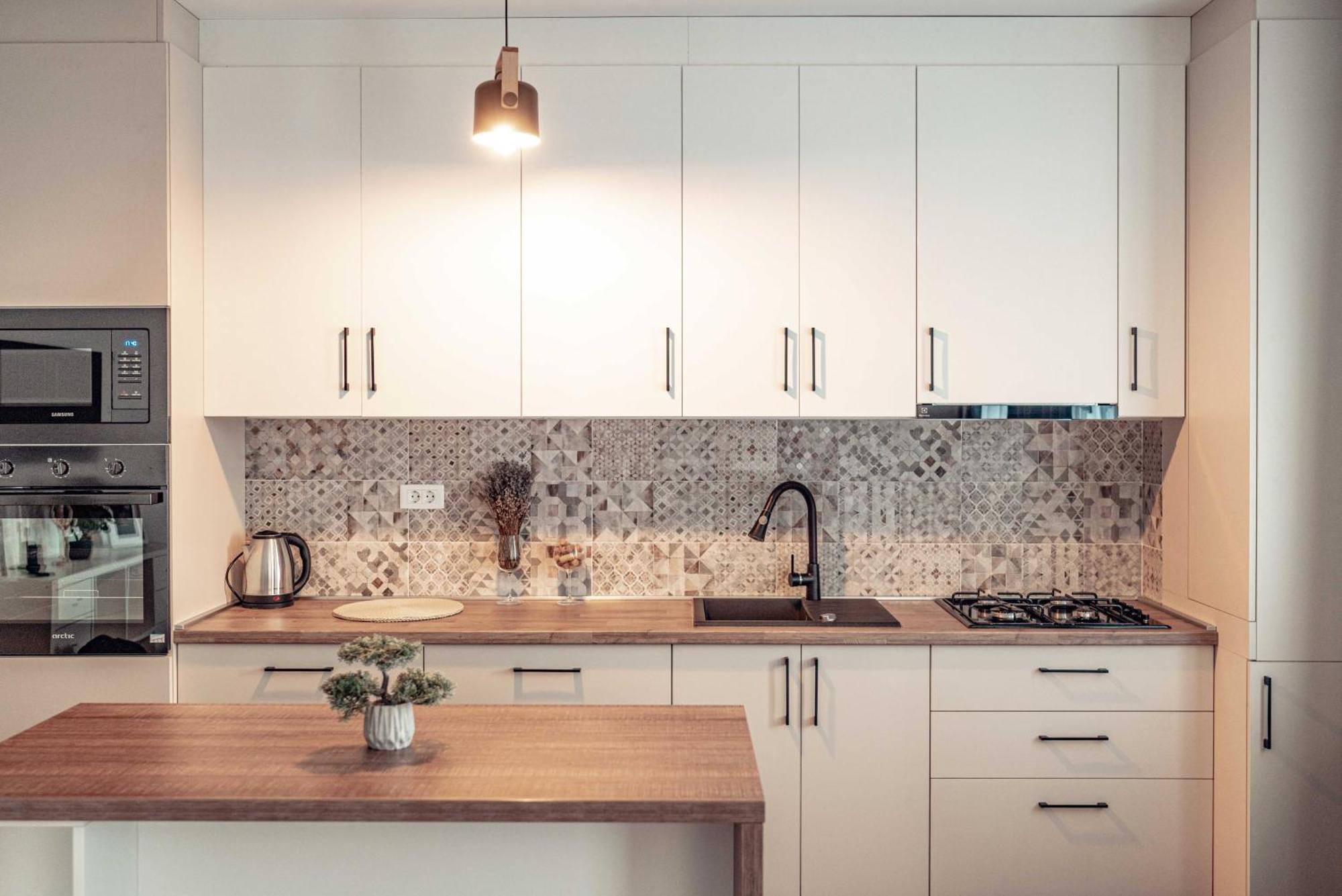 Cozy Apartments At Q Residence - Palas Mall Iasi Buitenkant foto